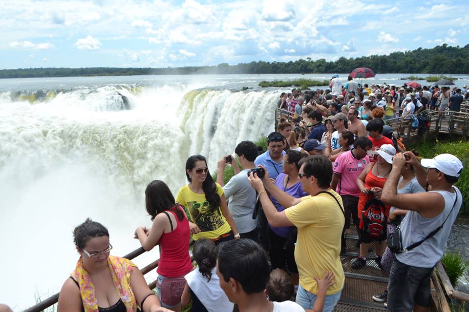 Los turistas de todo el mundo ya pueden ingresar a la Argentina: los  requisitos -